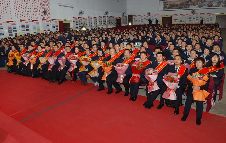 壓縮機行業快訊：陜鼓兩團隊喜獲西安市國資委“100個標準化黨支部”和“黨員示范崗”